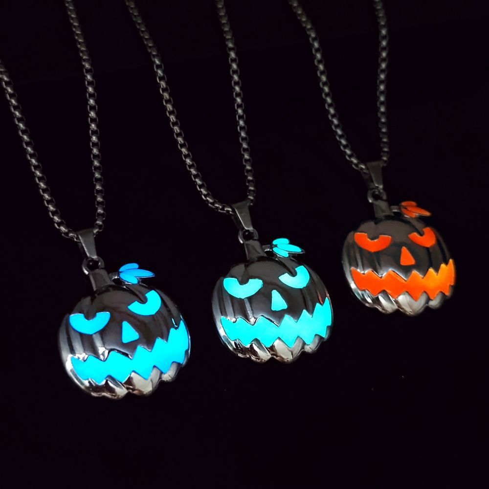 Halskette mit Halloween-Geister-Kürbis-Anhänger
