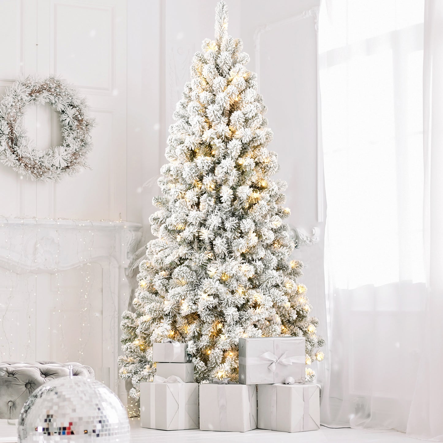 Weihnachtsbaum Schnee und Lichter 214cm