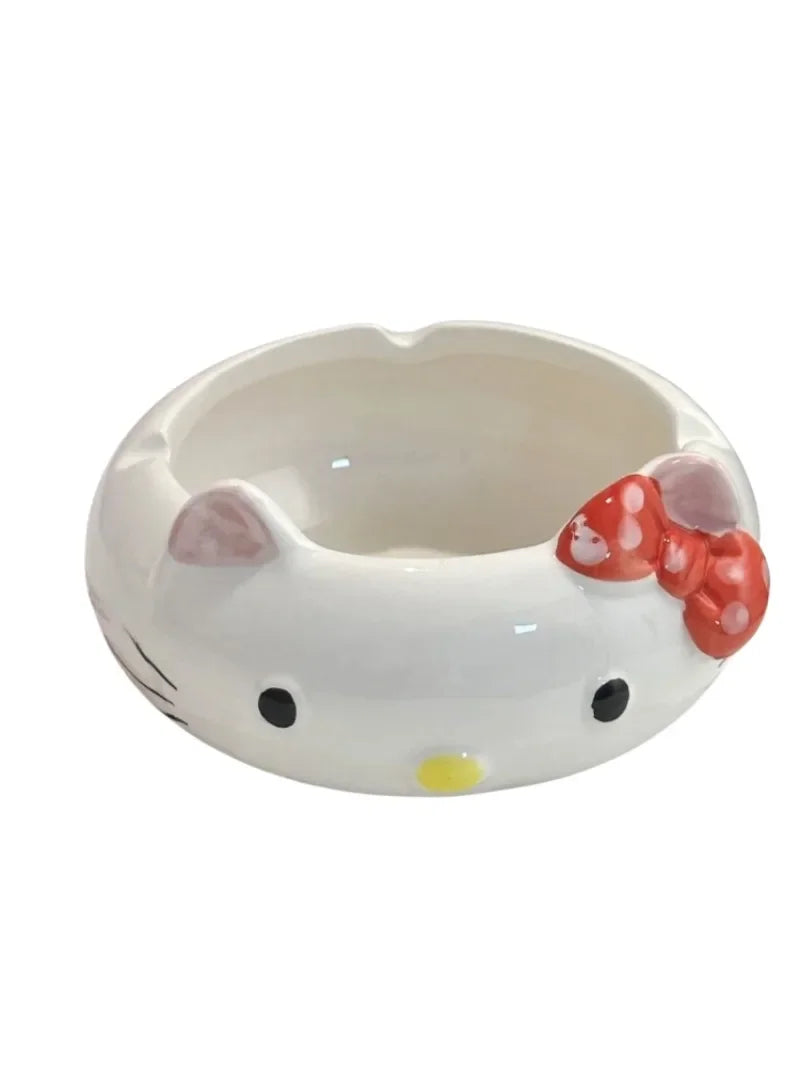 hello kitty ashtray