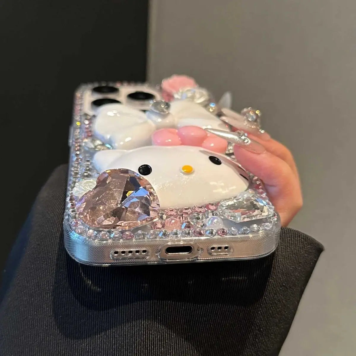 hello kitty iphone diamond case